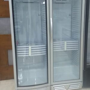 ثلاجة باب واحد رأسي