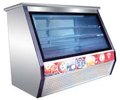 ثلاجة عرض جبن